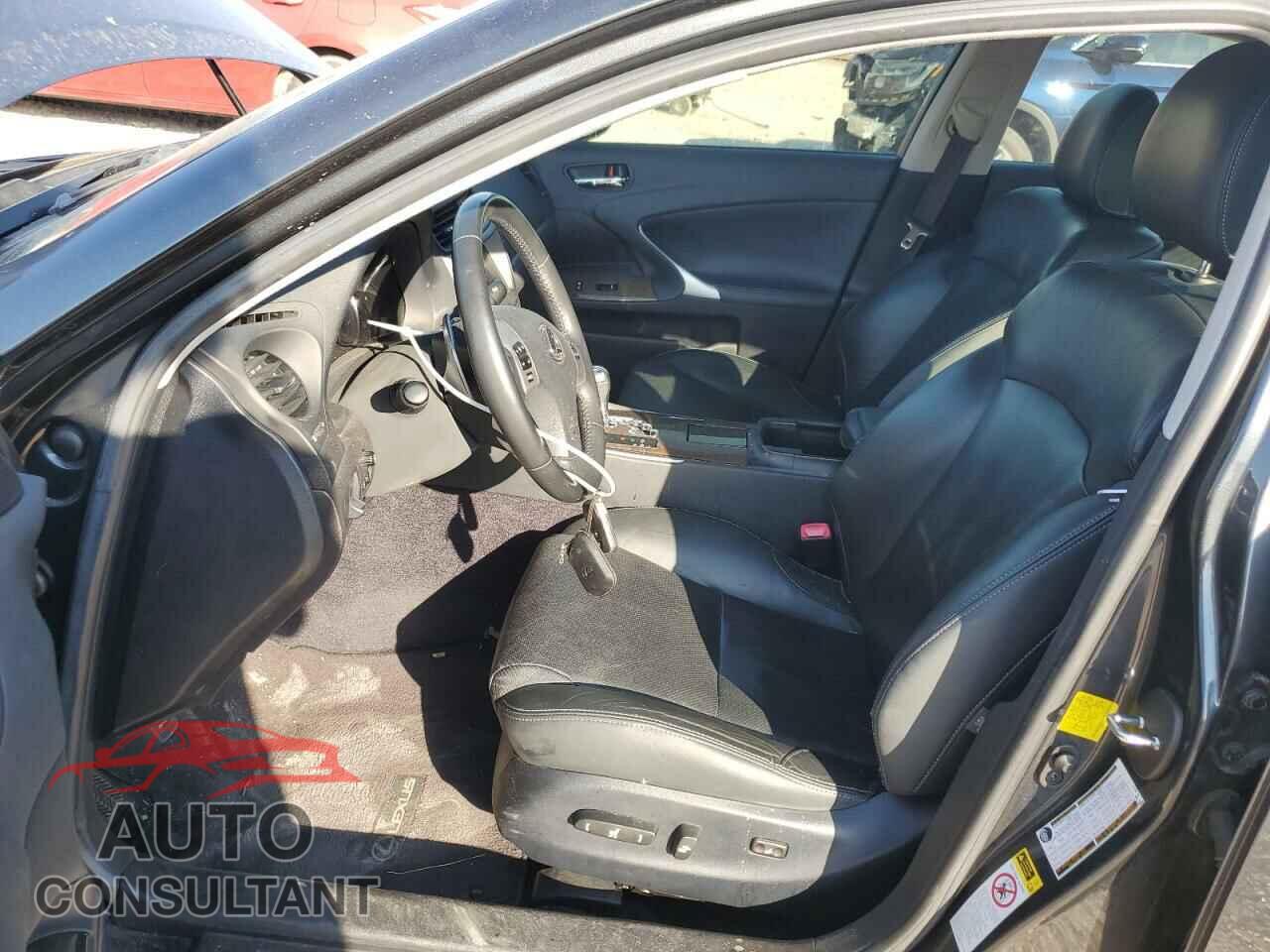 LEXUS IS 2011 - JTHBF5C2XB5149537