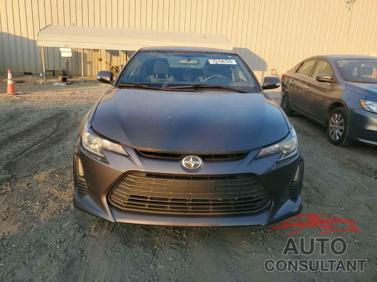 TOYOTA SCION 2016 - JTKJF5C72GJ024628