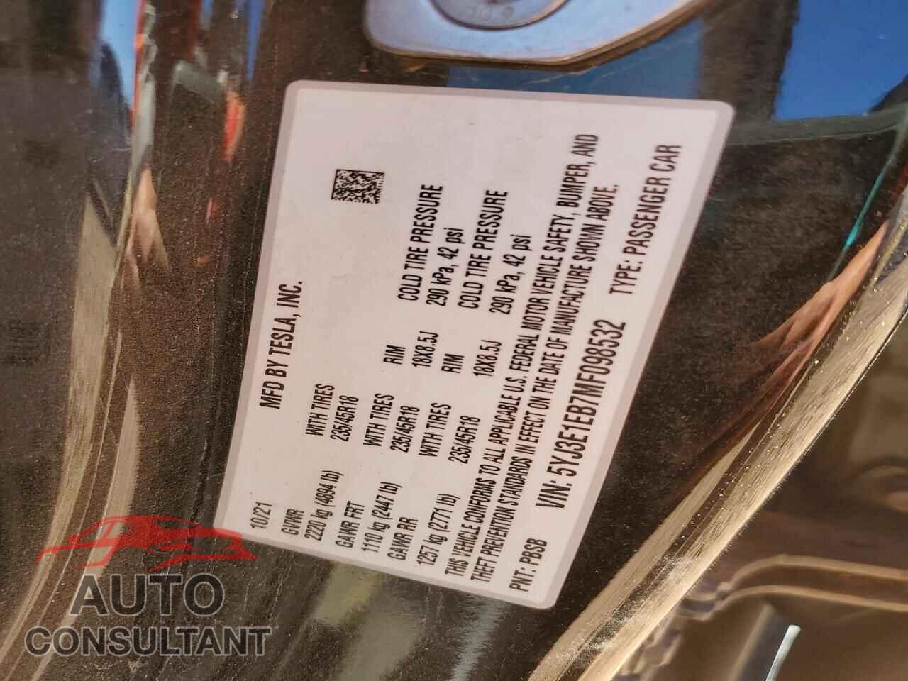 TESLA MODEL 3 2021 - 5YJ3E1EB7MF098532
