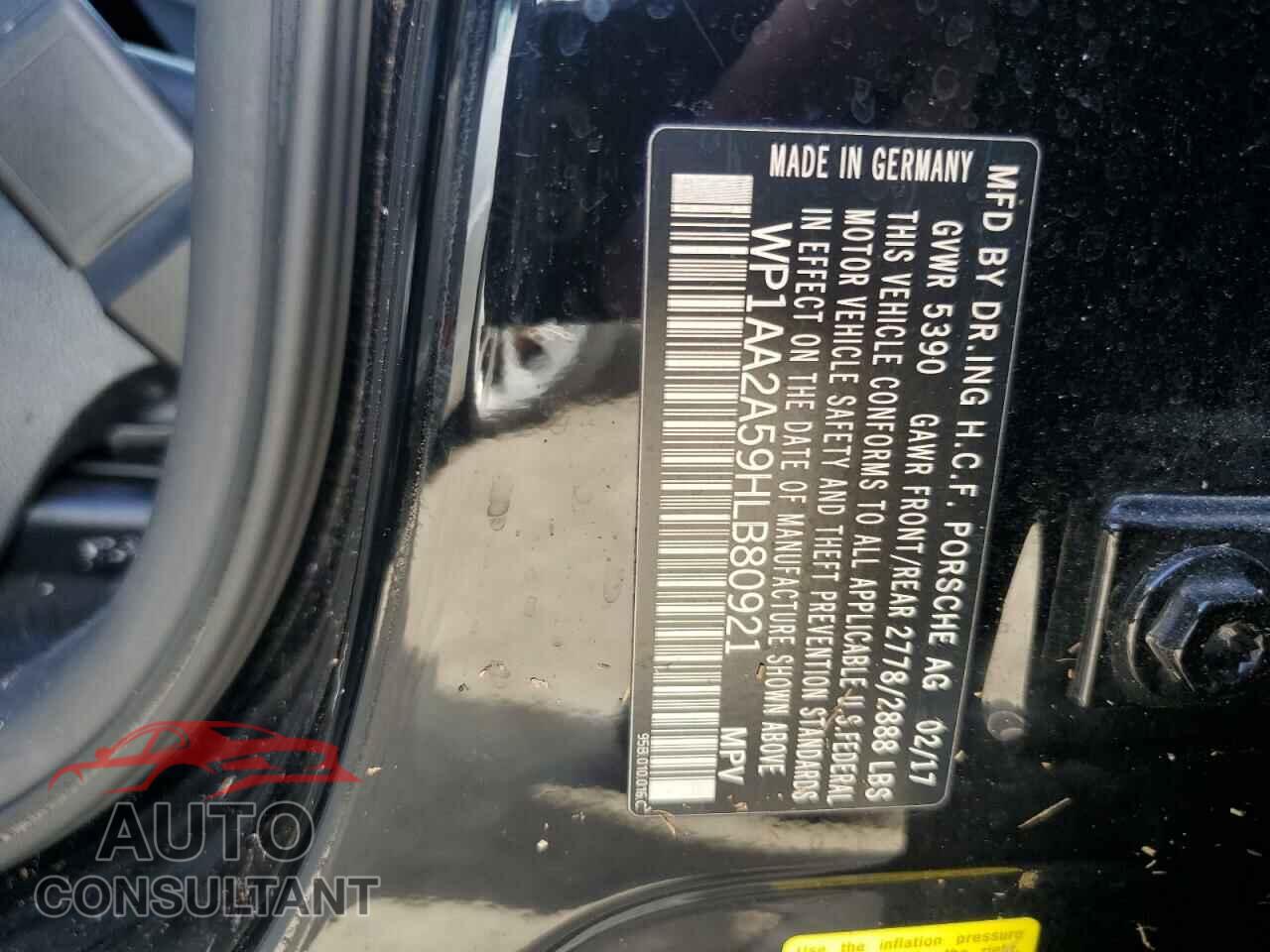 PORSCHE MACAN 2017 - WP1AA2A59HLB80921