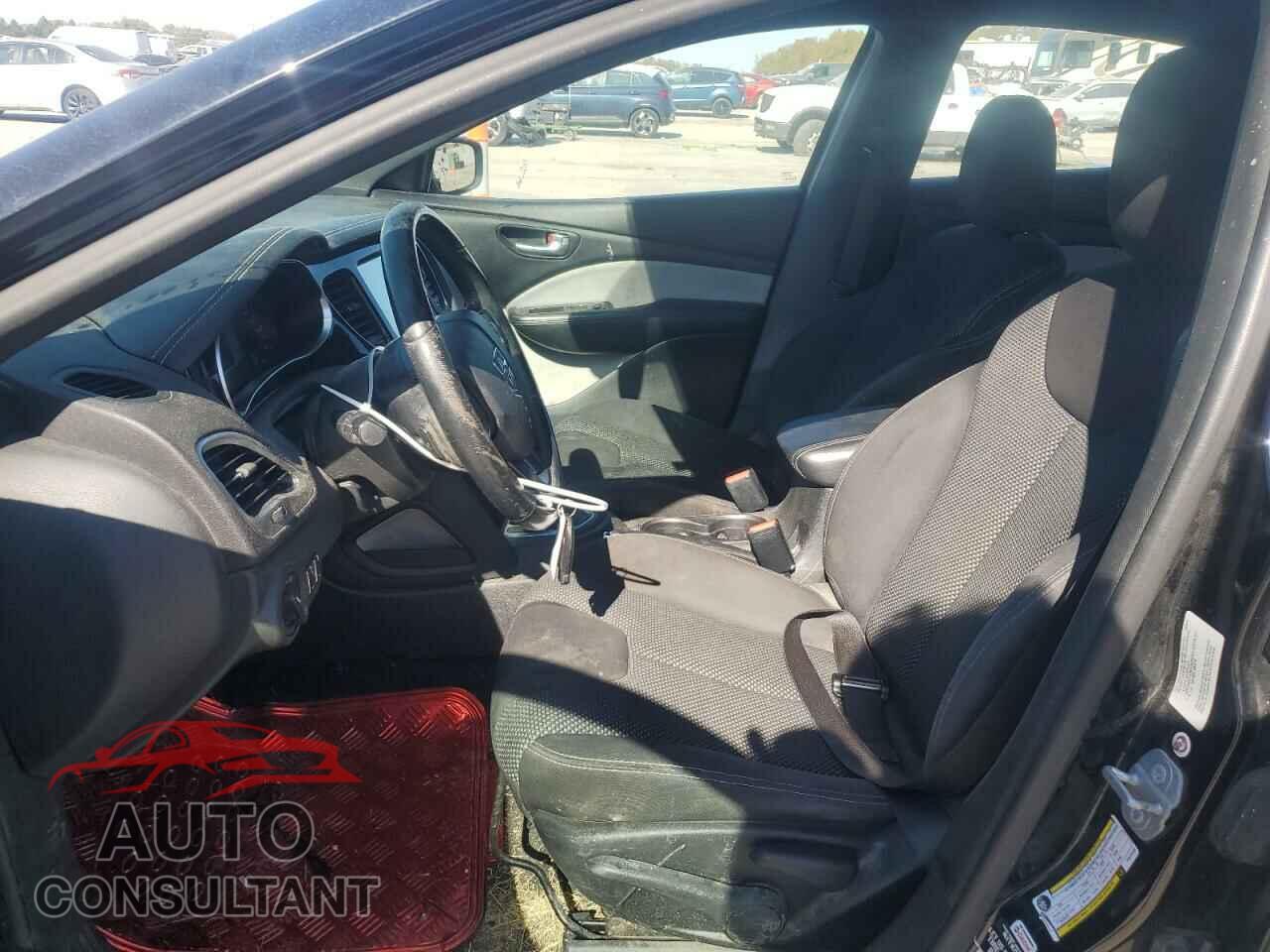 DODGE DART 2015 - 1C3CDFBB4FD370182