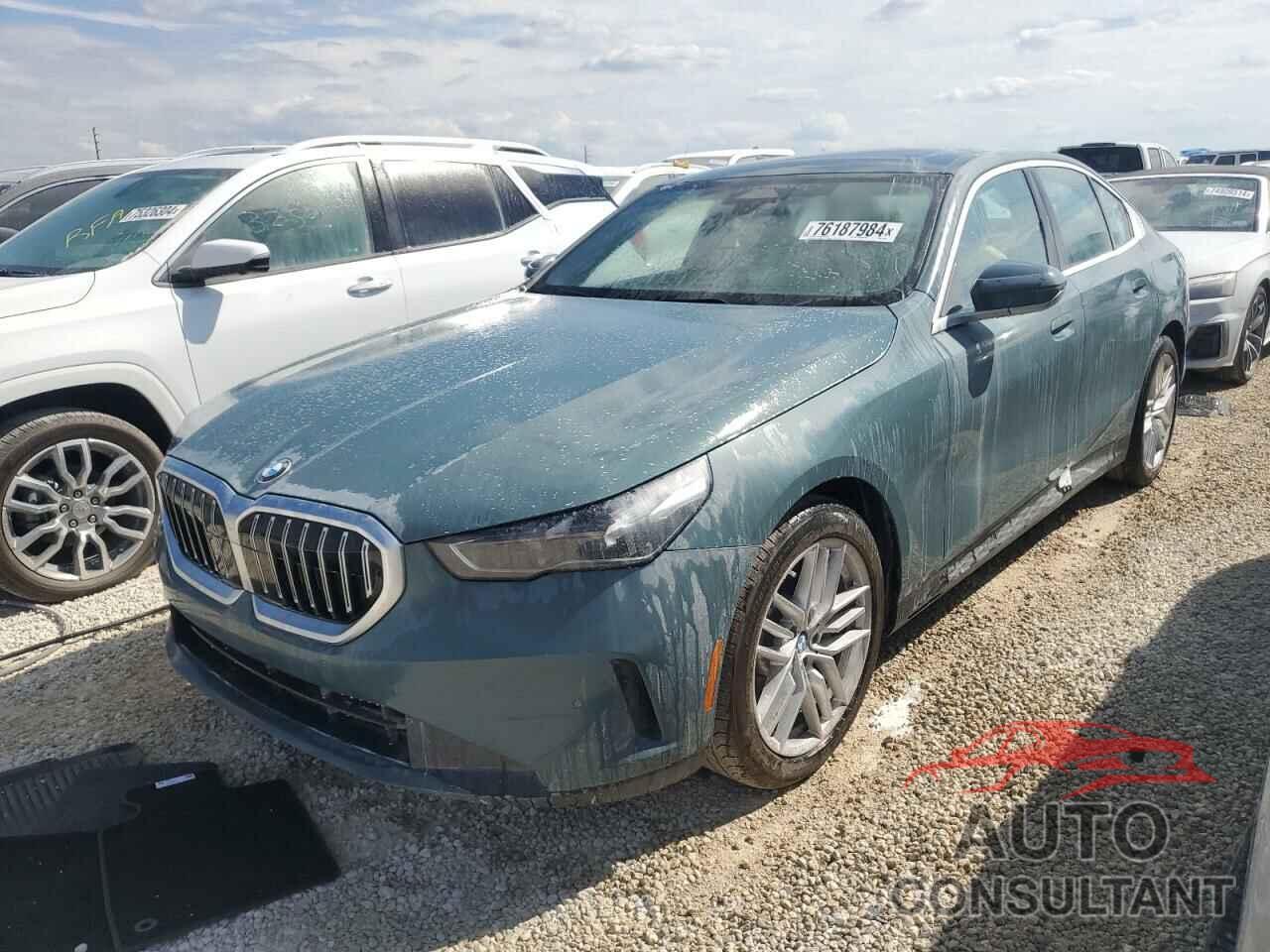BMW 5 SERIES 2024 - WBA43FJ06RCP78807