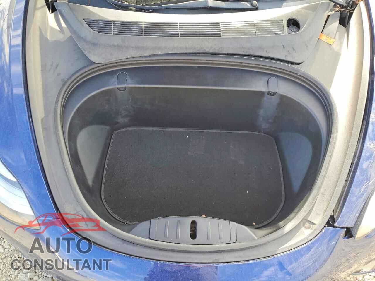 TESLA MODEL 3 2018 - 5YJ3E1EA0JF160906
