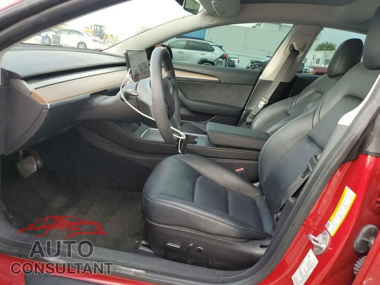 TESLA MODEL 3 2021 - 5YJ3E1EA2MF077773