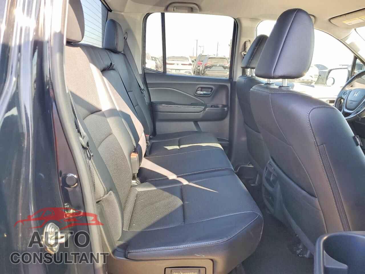 HONDA RIDGELINE 2017 - 5FPYK2F59HB003351