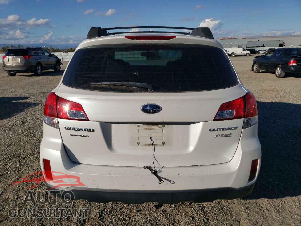 SUBARU OUTBACK 2013 - 4S4BRBAC9D3238254