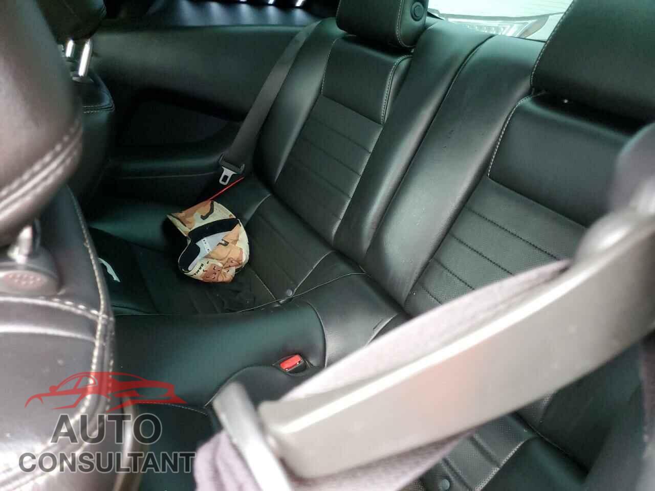 FORD MUSTANG 2014 - 1ZVBP8CF4E5249363
