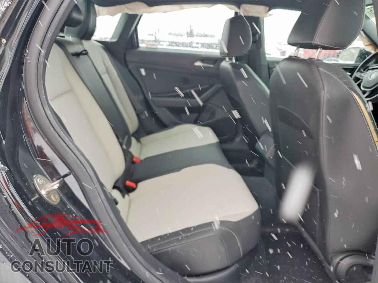 VOLKSWAGEN JETTA 2019 - 3VWC57BUXKM084669
