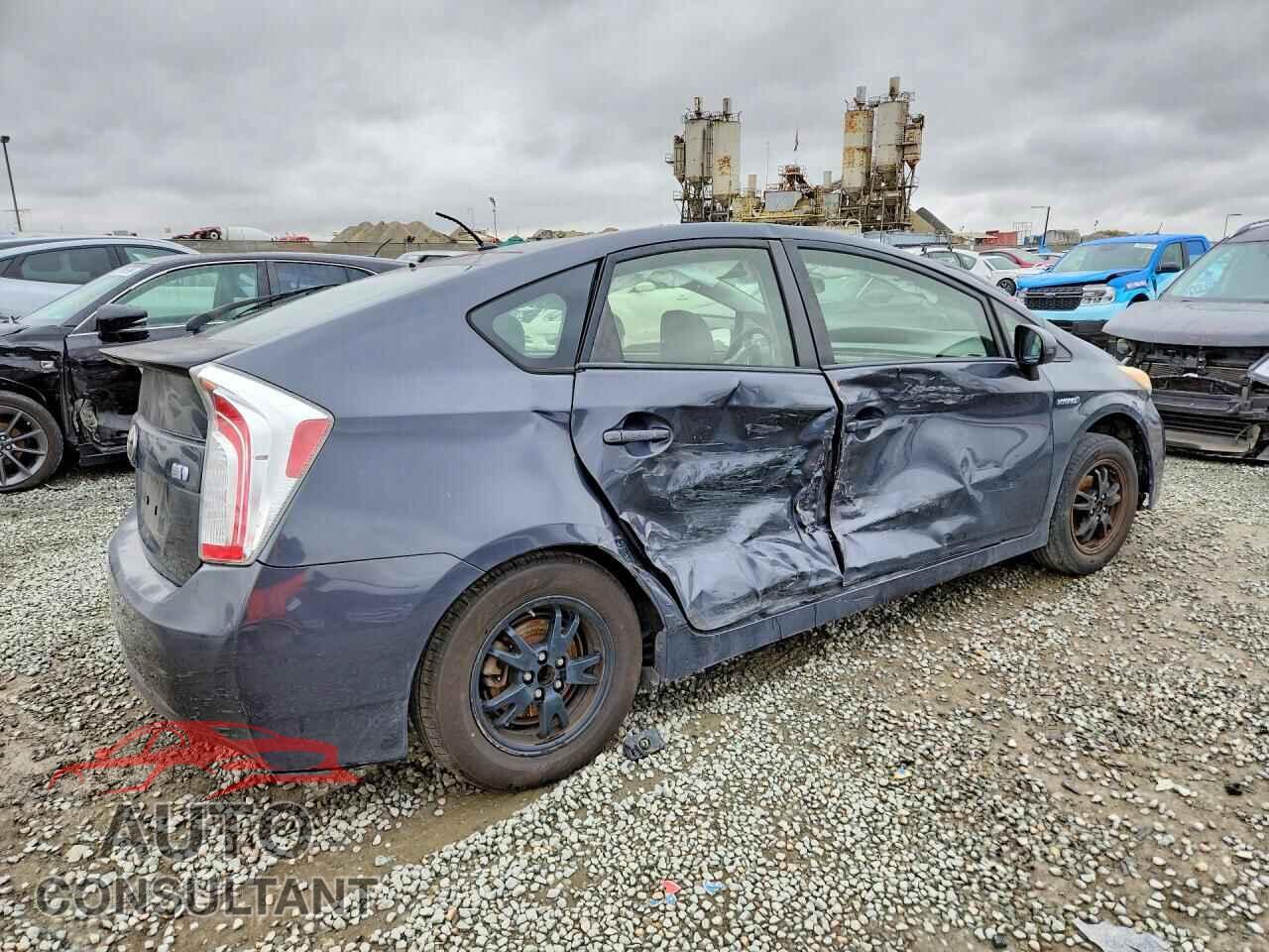 TOYOTA PRIUS 2013 - JTDKN3DU2D5633018