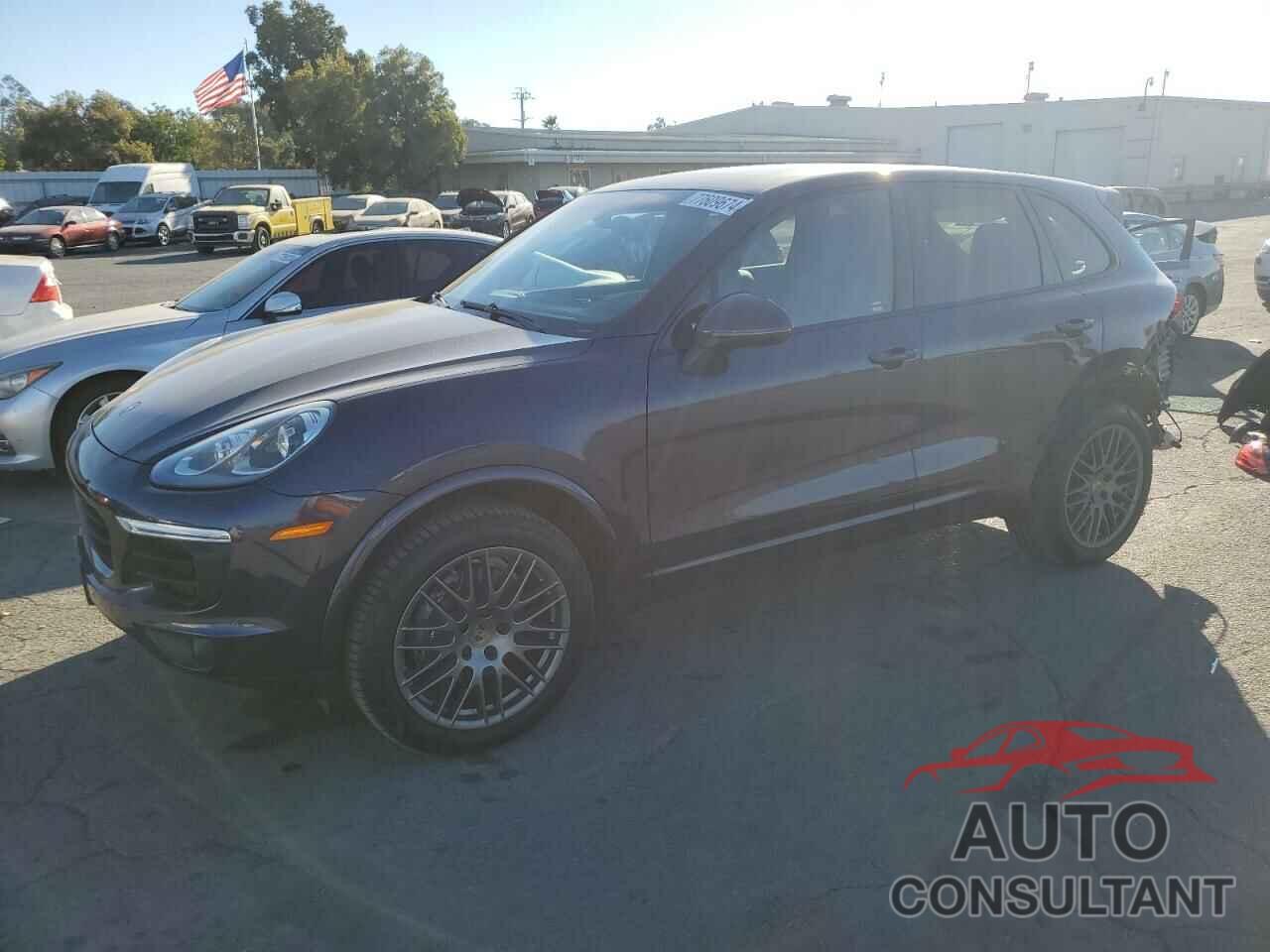 PORSCHE CAYENNE 2018 - WP1AA2A29JKA03559