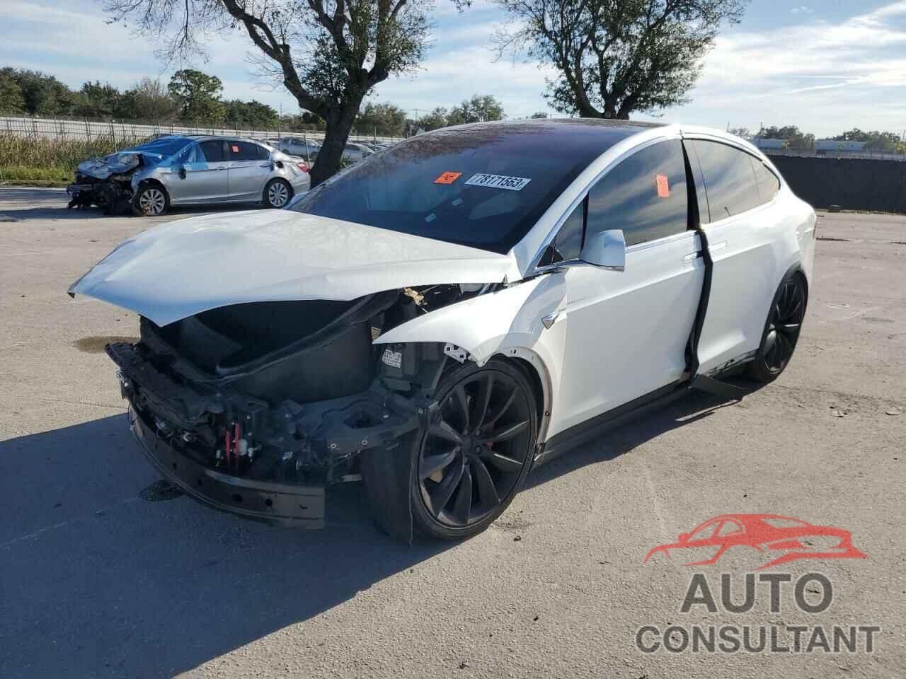 TESLA MODEL X 2017 - 5YJXCBE49HF078514