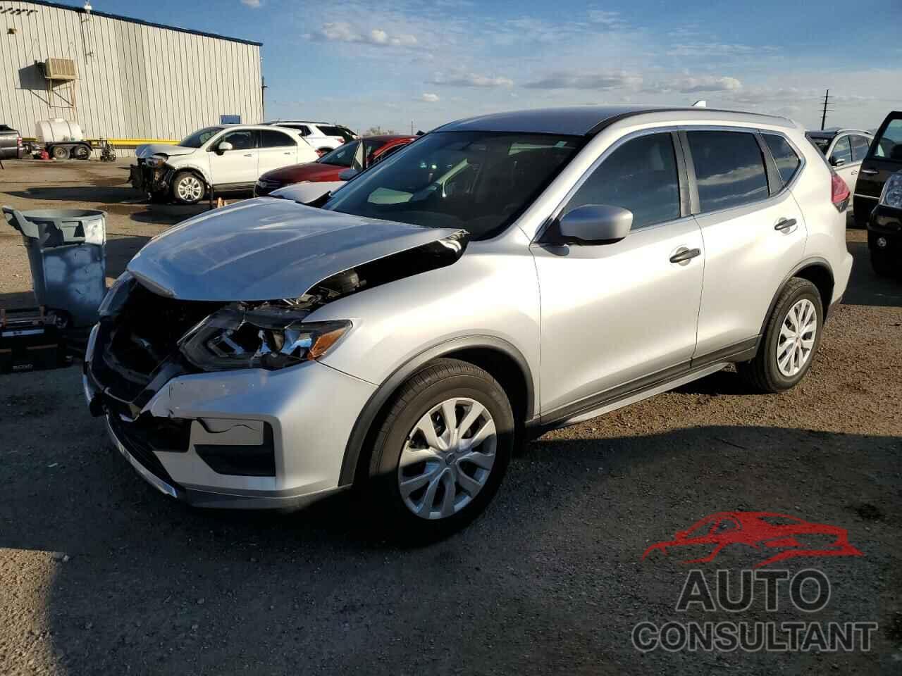 NISSAN ROGUE 2017 - KNMAT2MT7HP557762