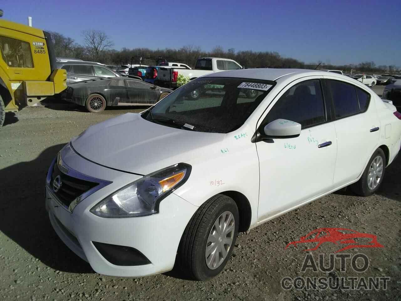 NISSAN VERSA 2017 - 3N1CN7AP9HL842100