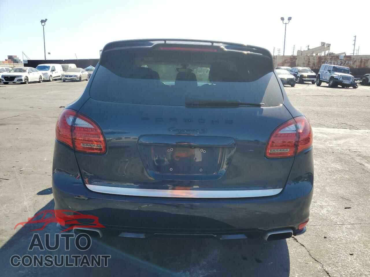 PORSCHE CAYENNE 2012 - WP1AB2A25CLA44300