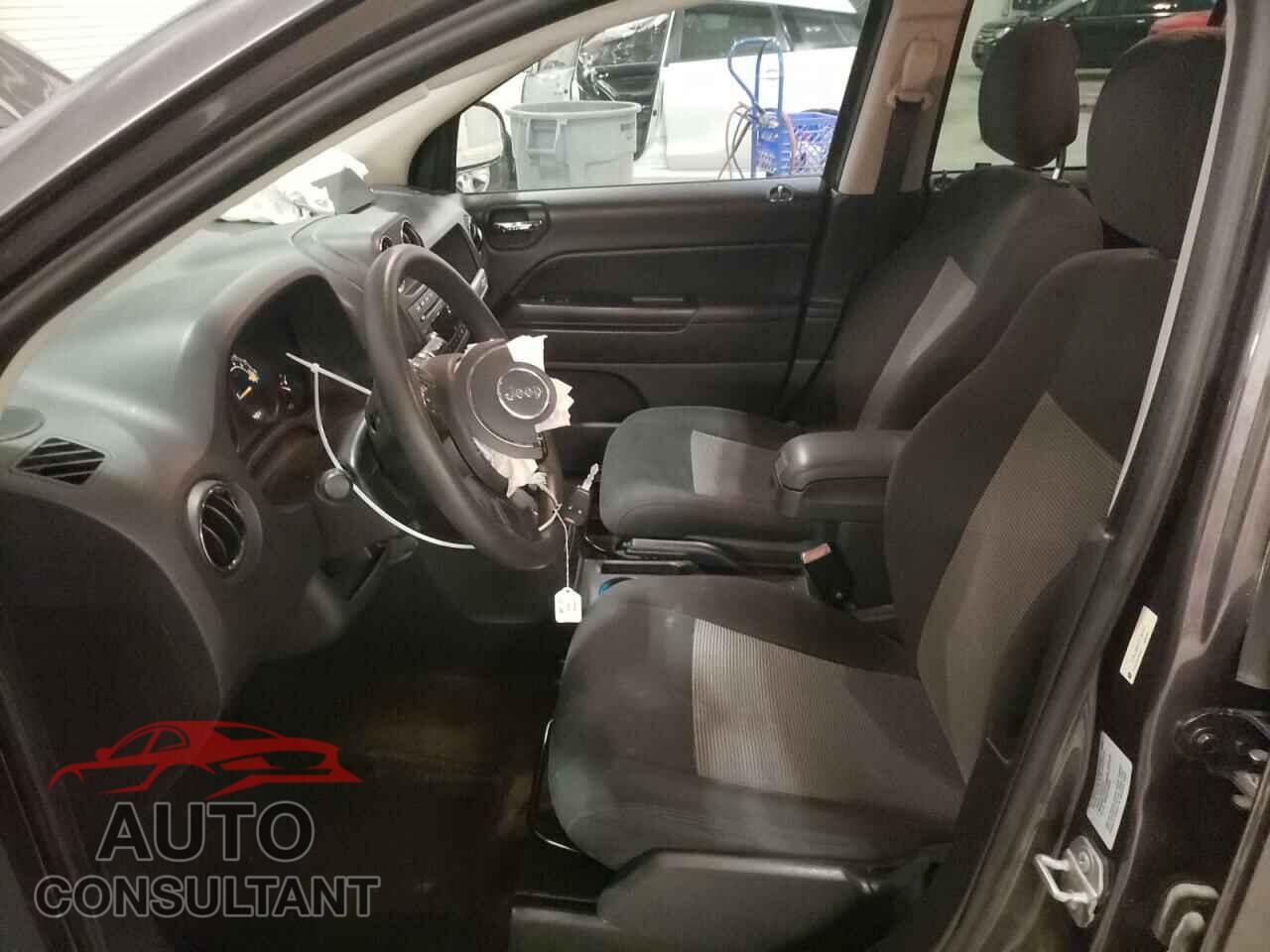 JEEP COMPASS 2015 - 1C4NJDBB2FD142991