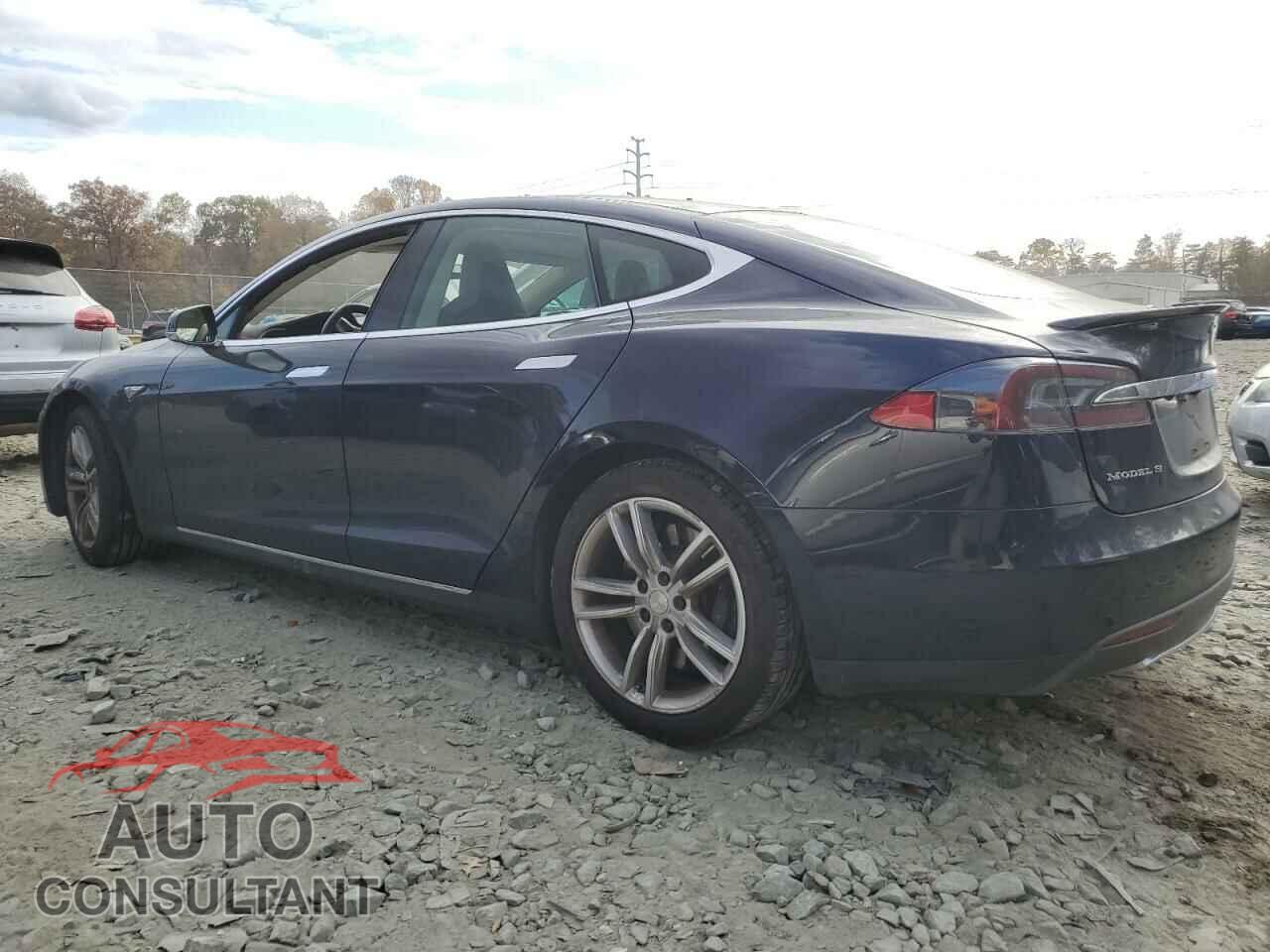 TESLA MODEL S 2014 - 5YJSA1H14EFP52527