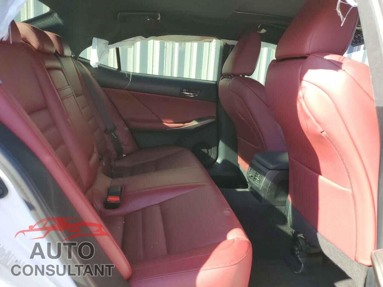 LEXUS IS 2016 - JTHBA1D26G5004024