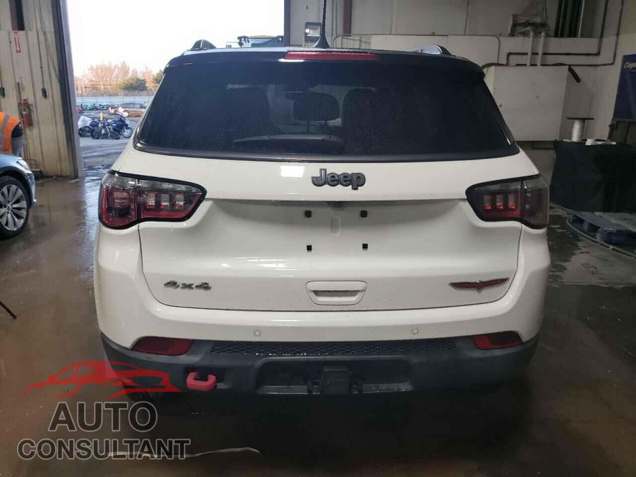 JEEP COMPASS 2017 - 3C4NJDDBXHT656579