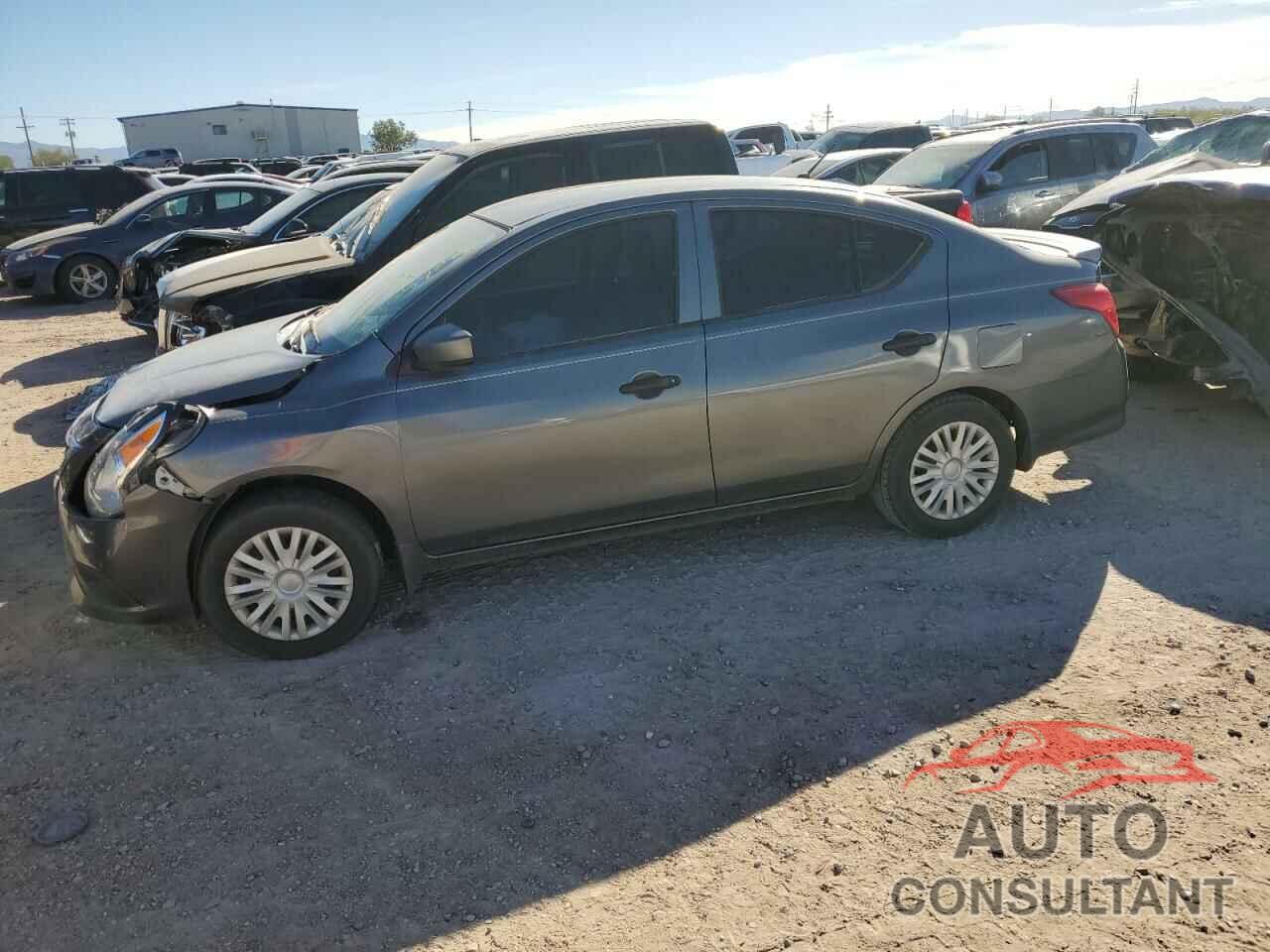 NISSAN VERSA 2017 - 3N1CN7APXHL821014