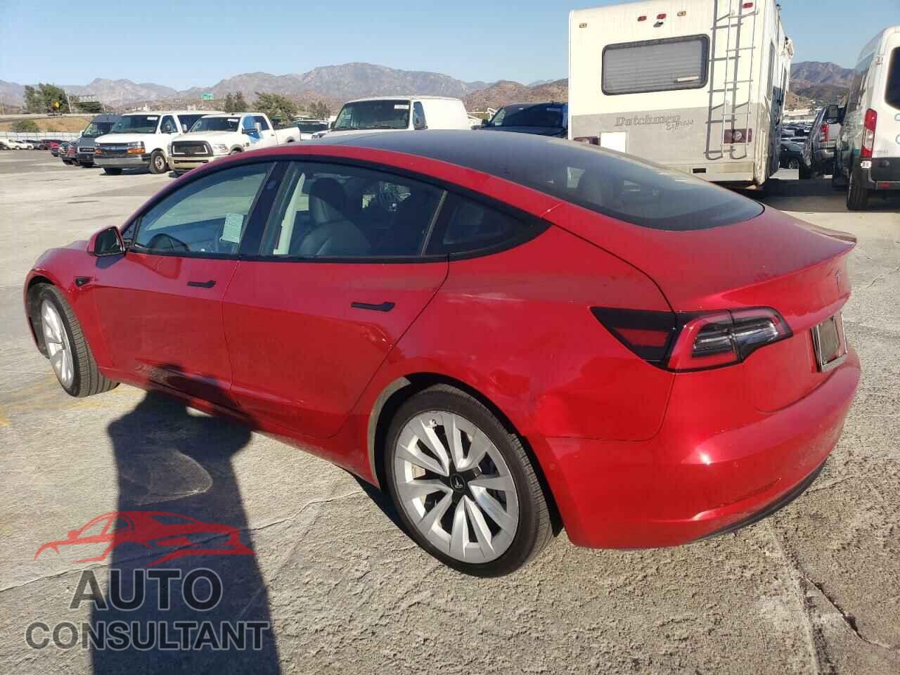 TESLA MODEL 3 2022 - 5YJ3E1EB8NF124038