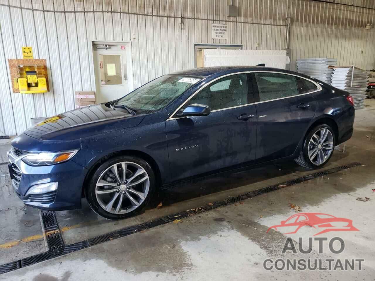 CHEVROLET MALIBU 2022 - 1G1ZD5ST6NF182087