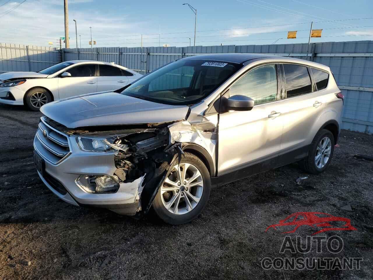 FORD ESCAPE 2017 - 1FMCU0GD2HUB42246