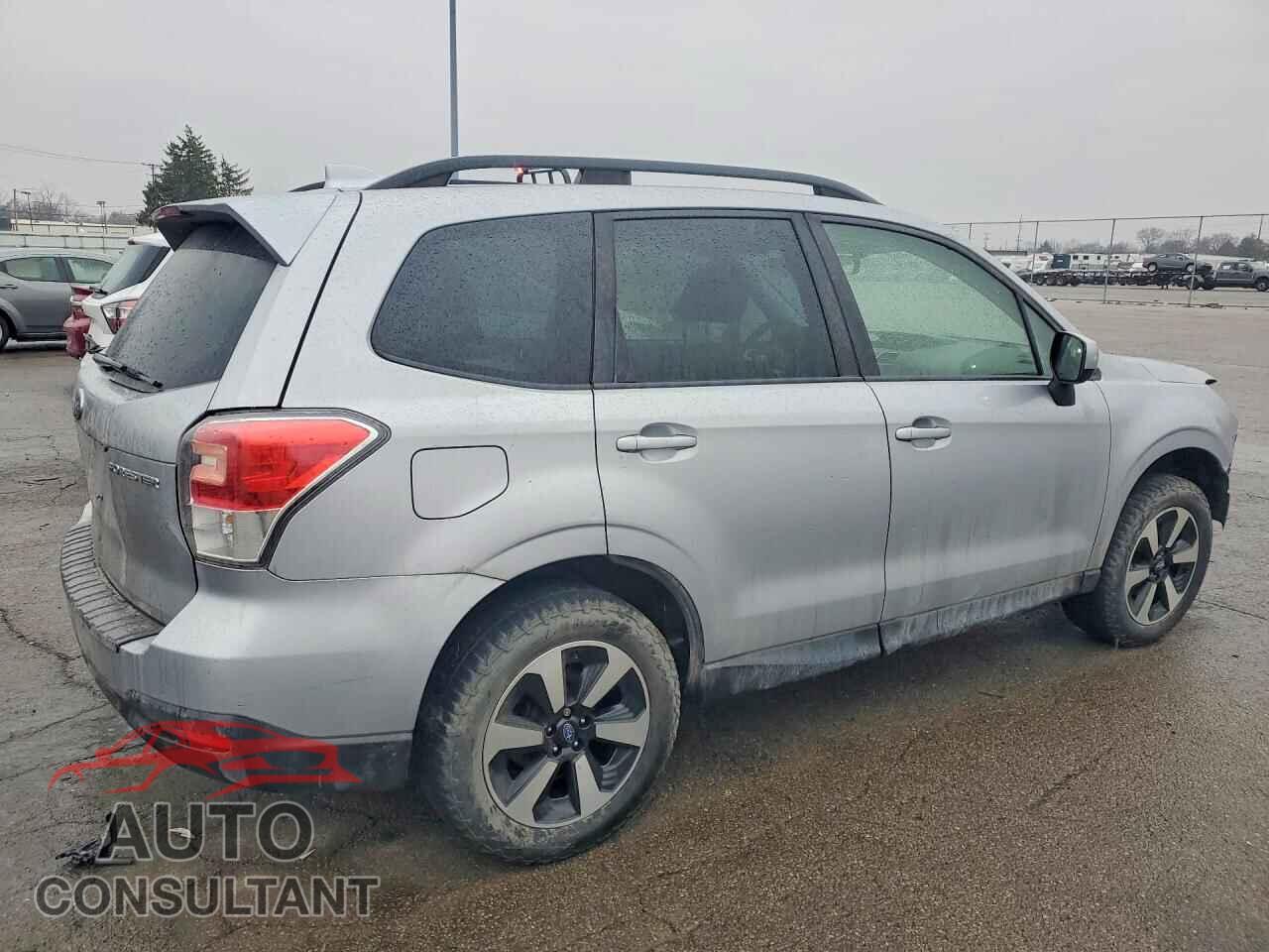 SUBARU FORESTER 2018 - JF2SJAEC7JH416632