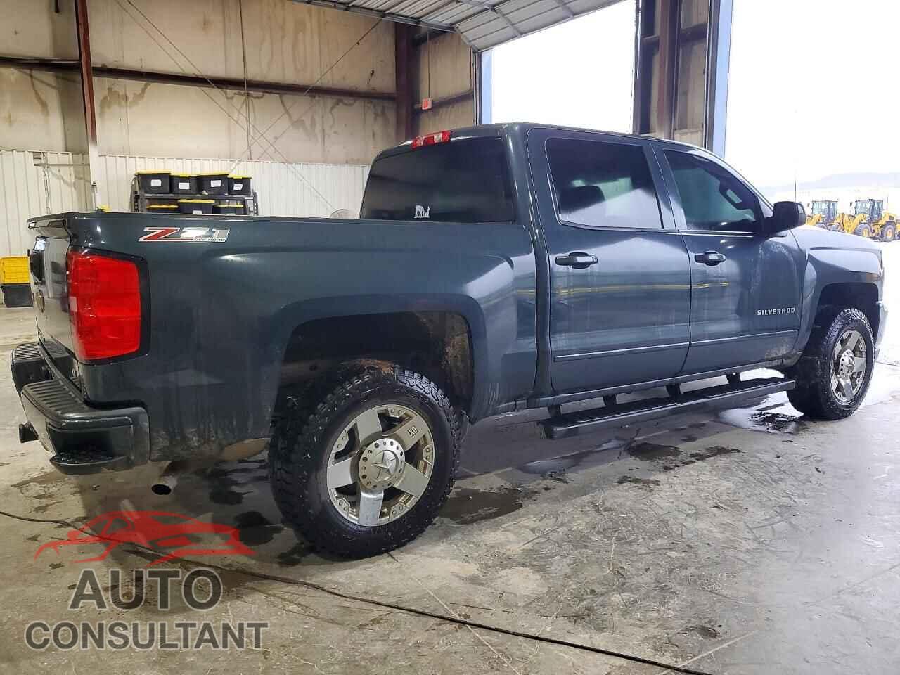CHEVROLET SILVERADO 2017 - 3GCUKREC8HG209268
