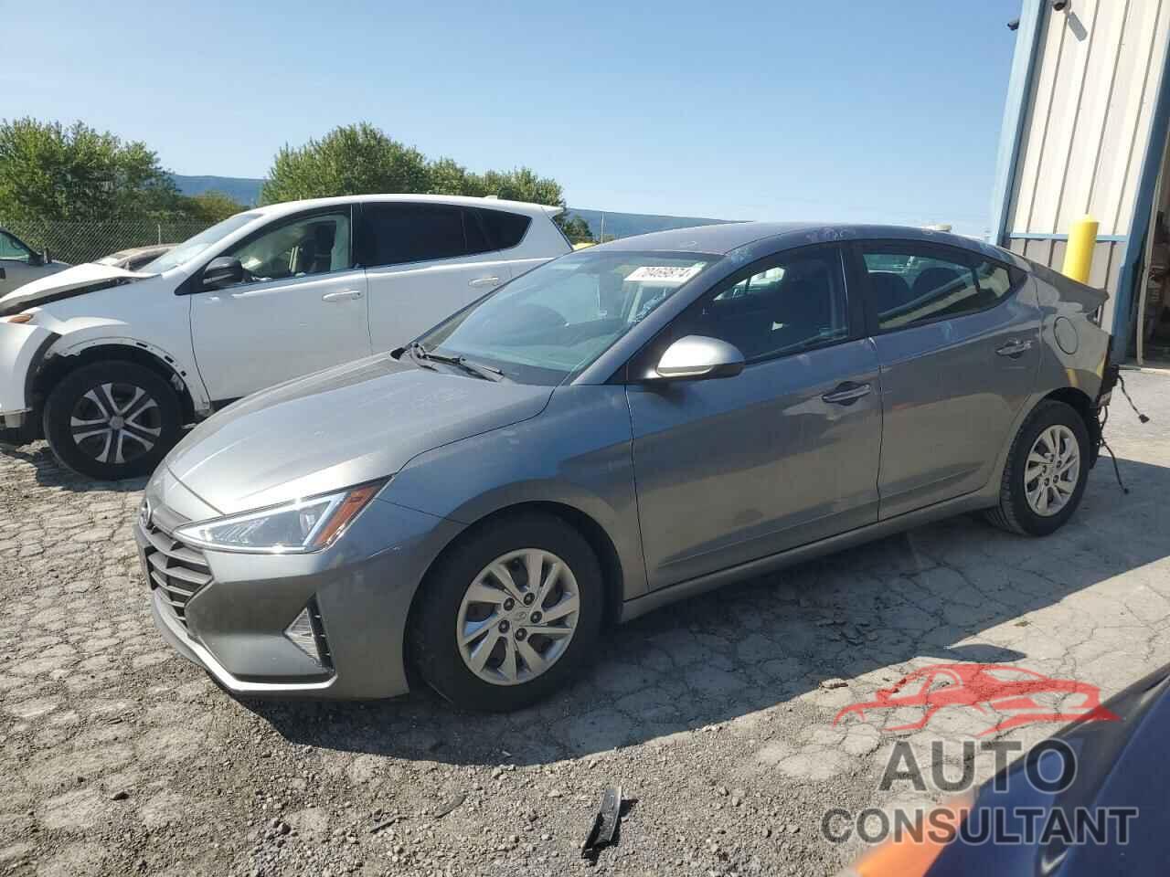 HYUNDAI ELANTRA 2019 - KMHD74LF6KU777536