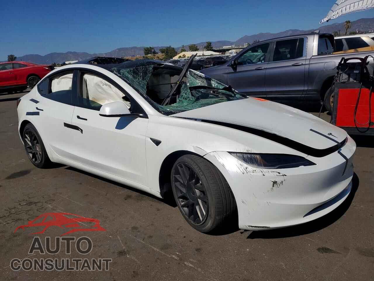 TESLA MODEL 3 2026 - 5YJ3E1EA3TF189318
