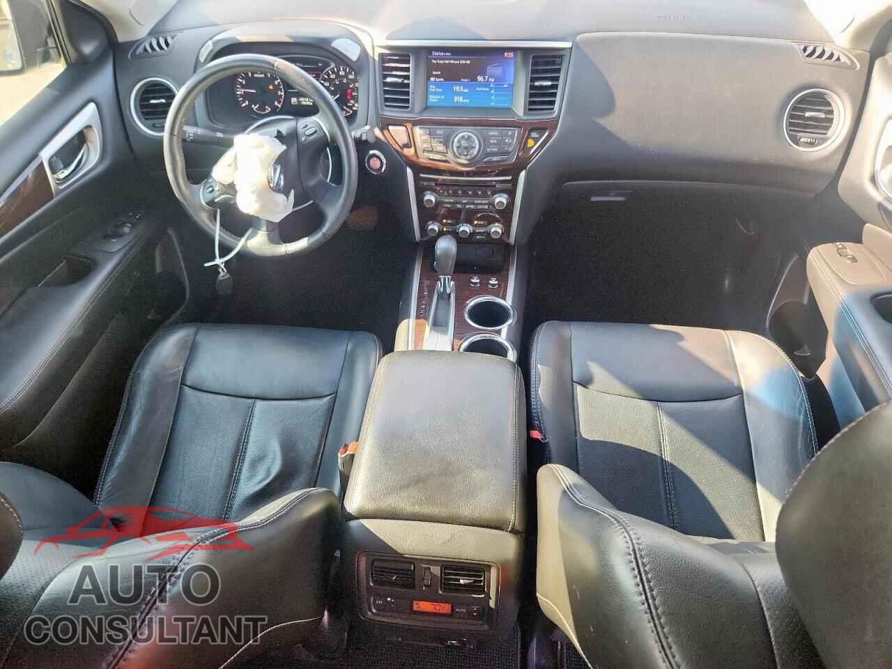 NISSAN PATHFINDER 2013 - 5N1AR2MN1DC672970