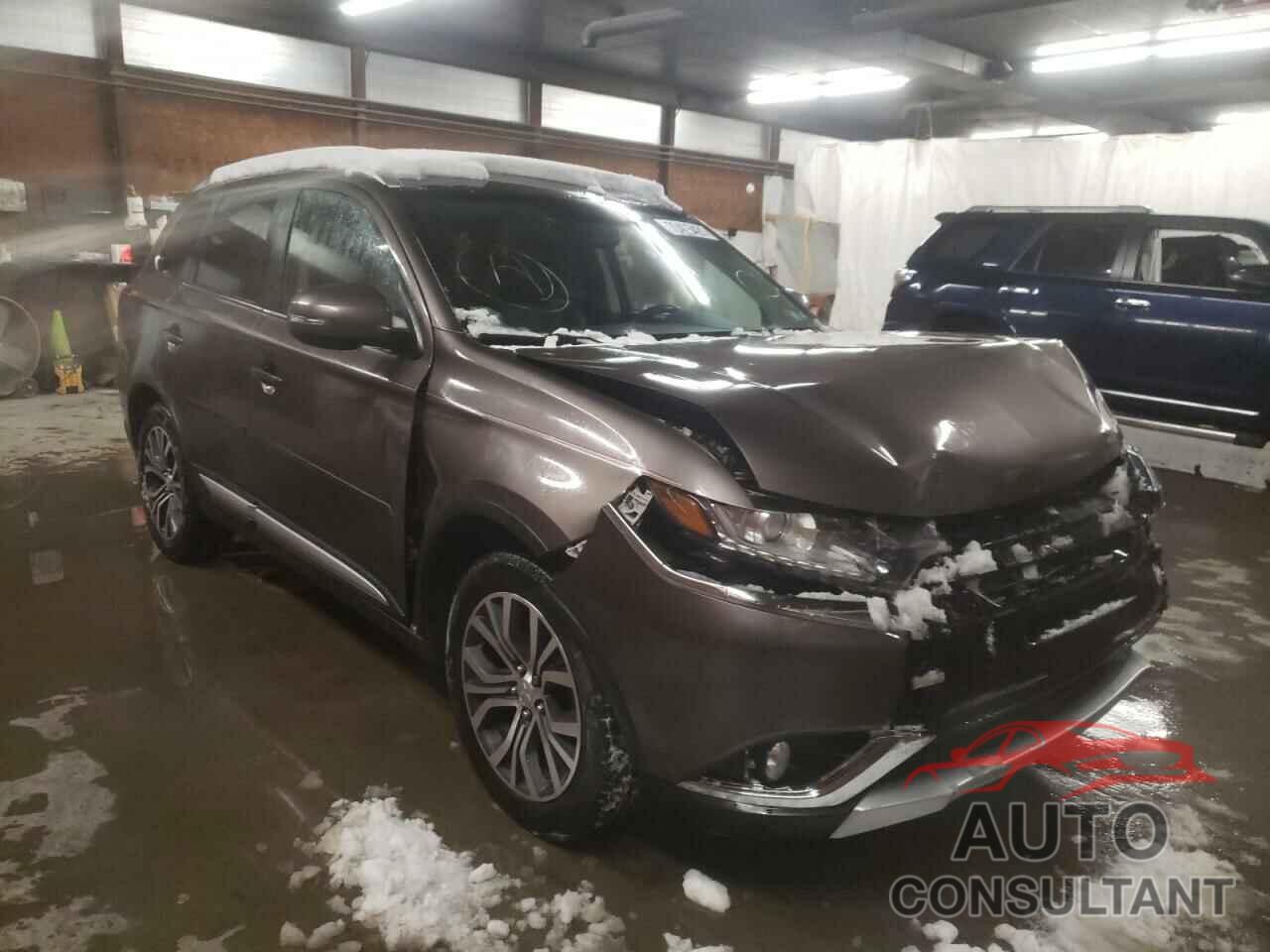 MITSUBISHI OUTLANDER 2017 - JA4AZ3A38HZ010412