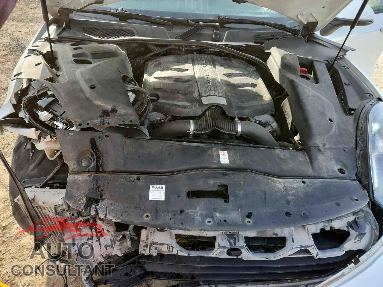 PORSCHE CAYENNE 2017 - WP1AB2A23HLA52418