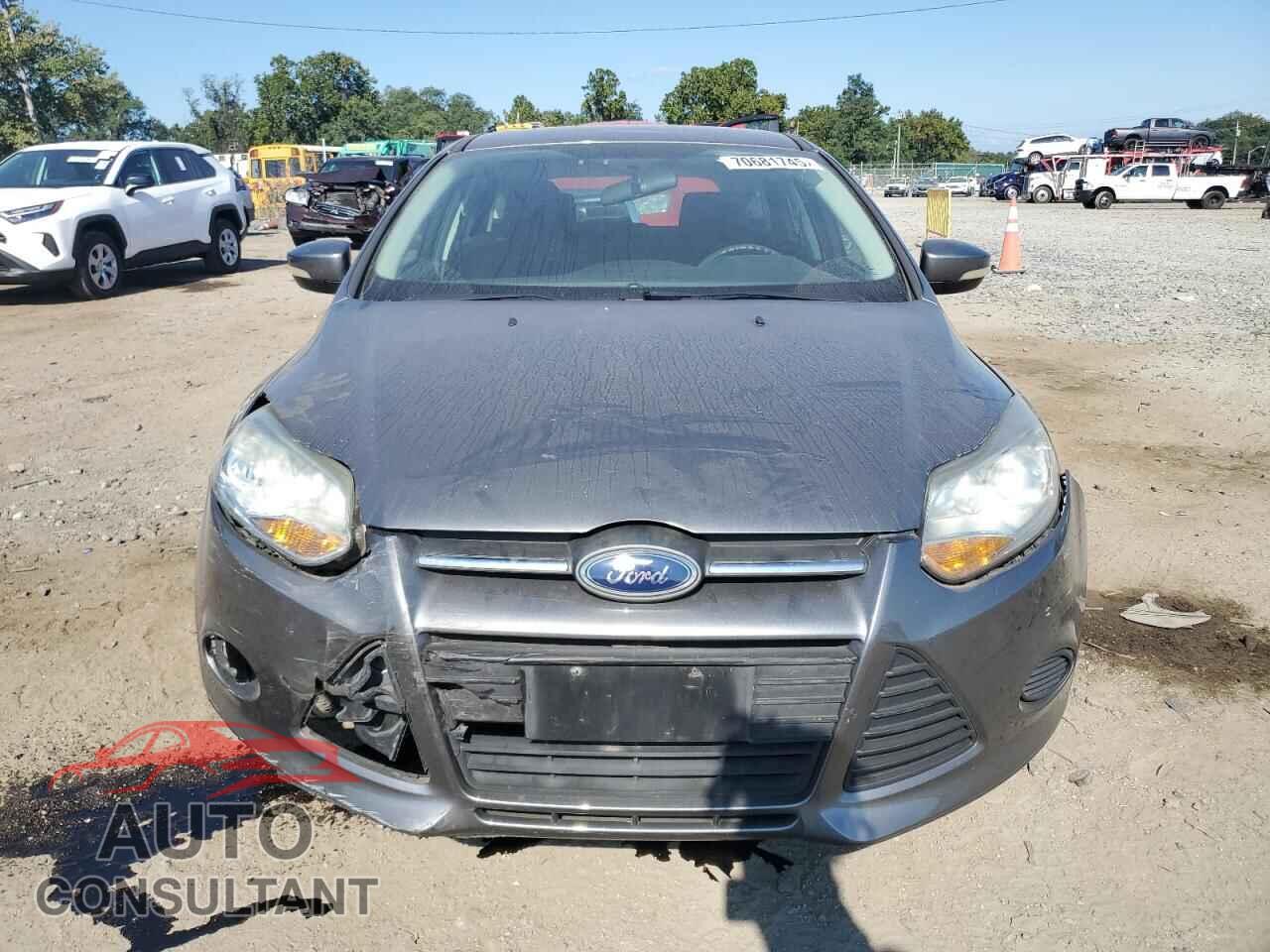FORD FOCUS 2014 - 1FADP3K28EL172012
