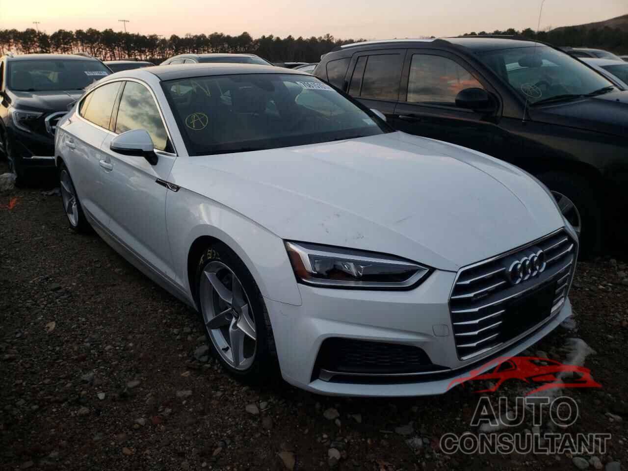 AUDI A5 2019 - WAUDNCF58KA099801