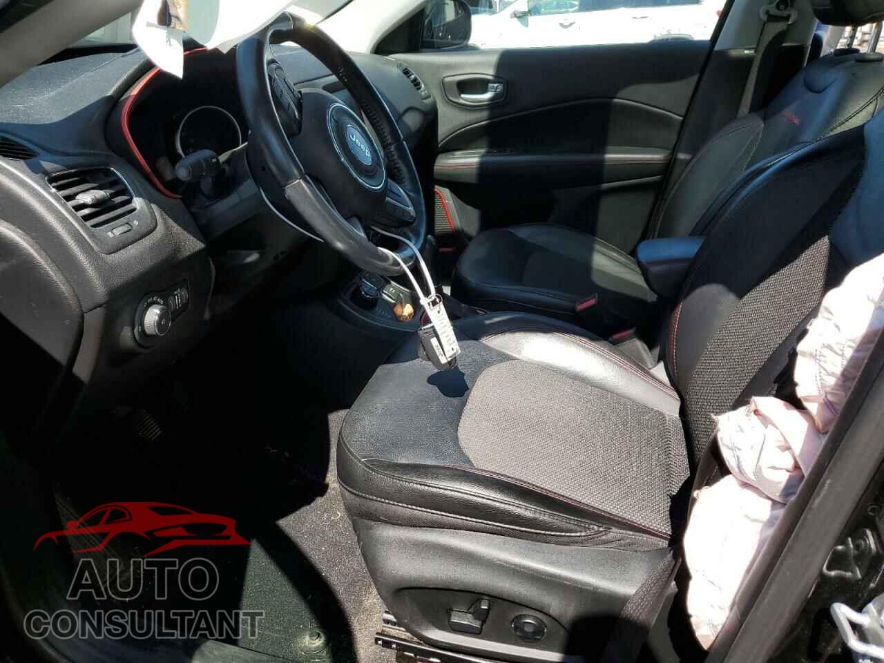 JEEP COMPASS 2020 - 3C4NJDDB8LT233492