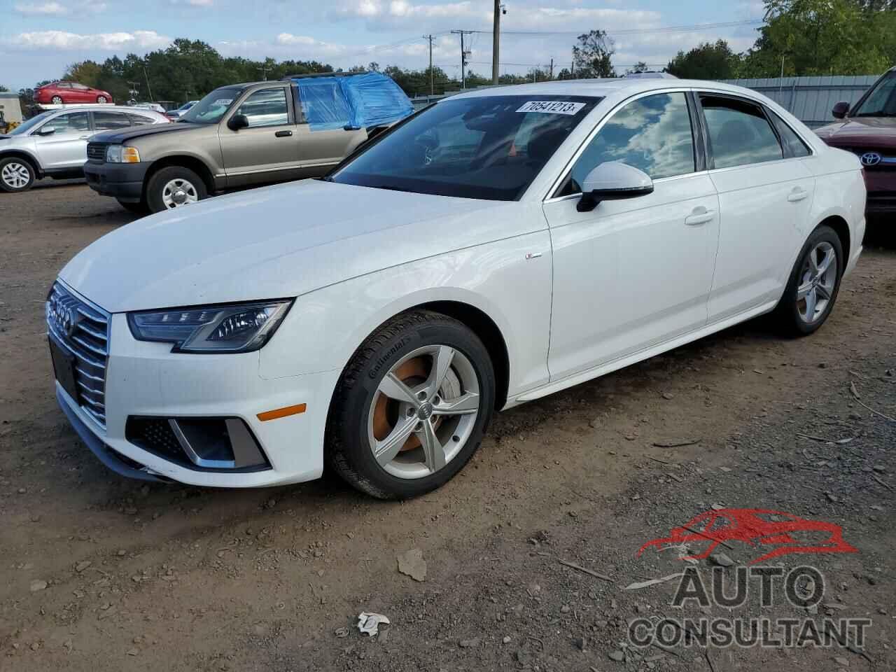 AUDI A4 2019 - WAUDNAF49KA014119