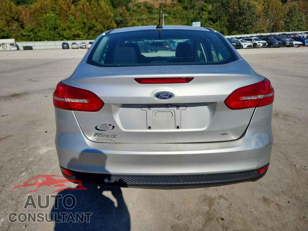 FORD FOCUS 2017 - 1FADP3F23HL313292