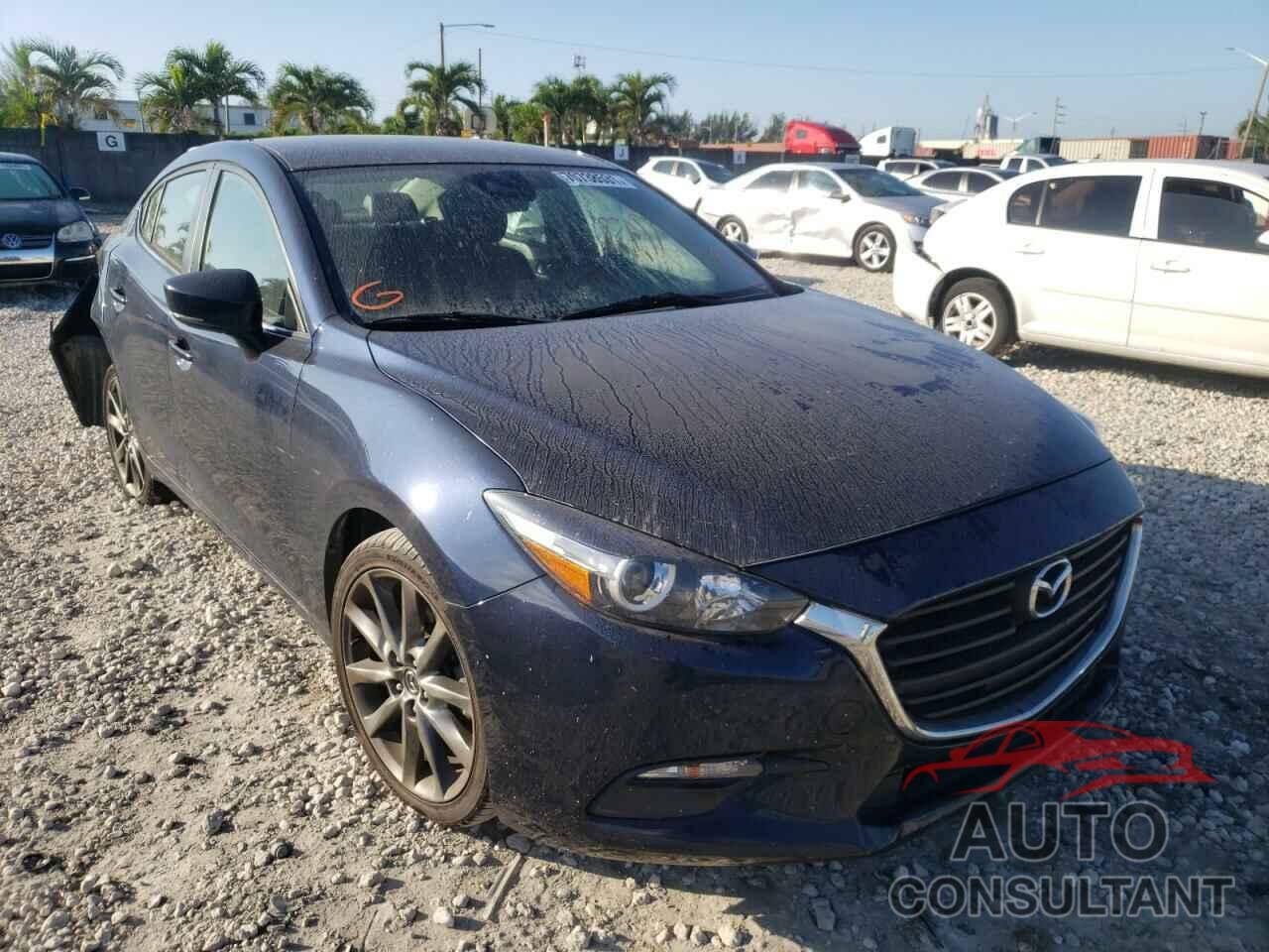 MAZDA 3 2018 - 3MZBN1V30JM268321