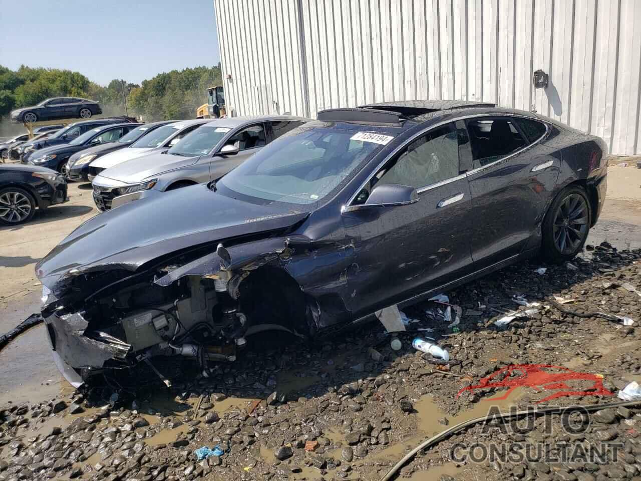 TESLA MODEL S 2018 - 5YJSA1E25JF275176