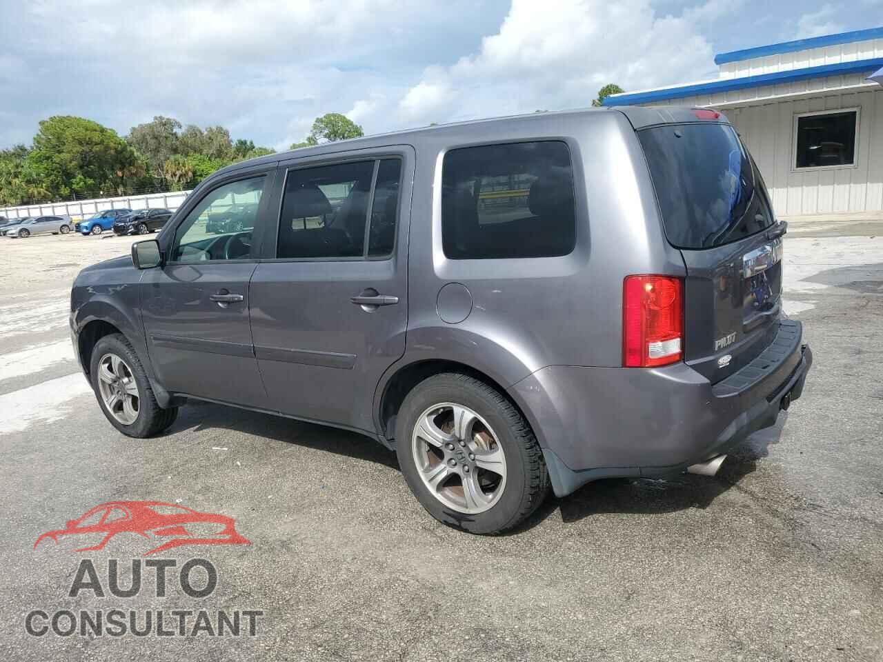 HONDA PILOT 2015 - 5FNYF3H38FB034246