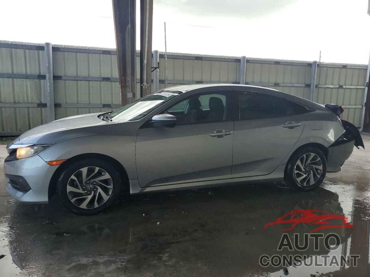 HONDA CIVIC 2018 - 2HGFC2F72JH542460
