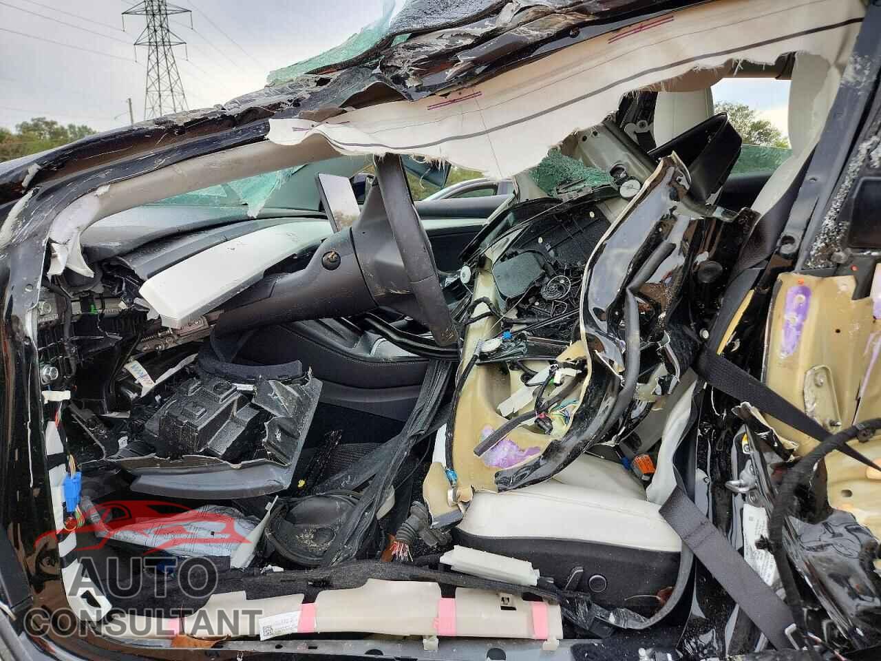 TESLA MODEL 3 2023 - 5YJ3E1EA8PF704304