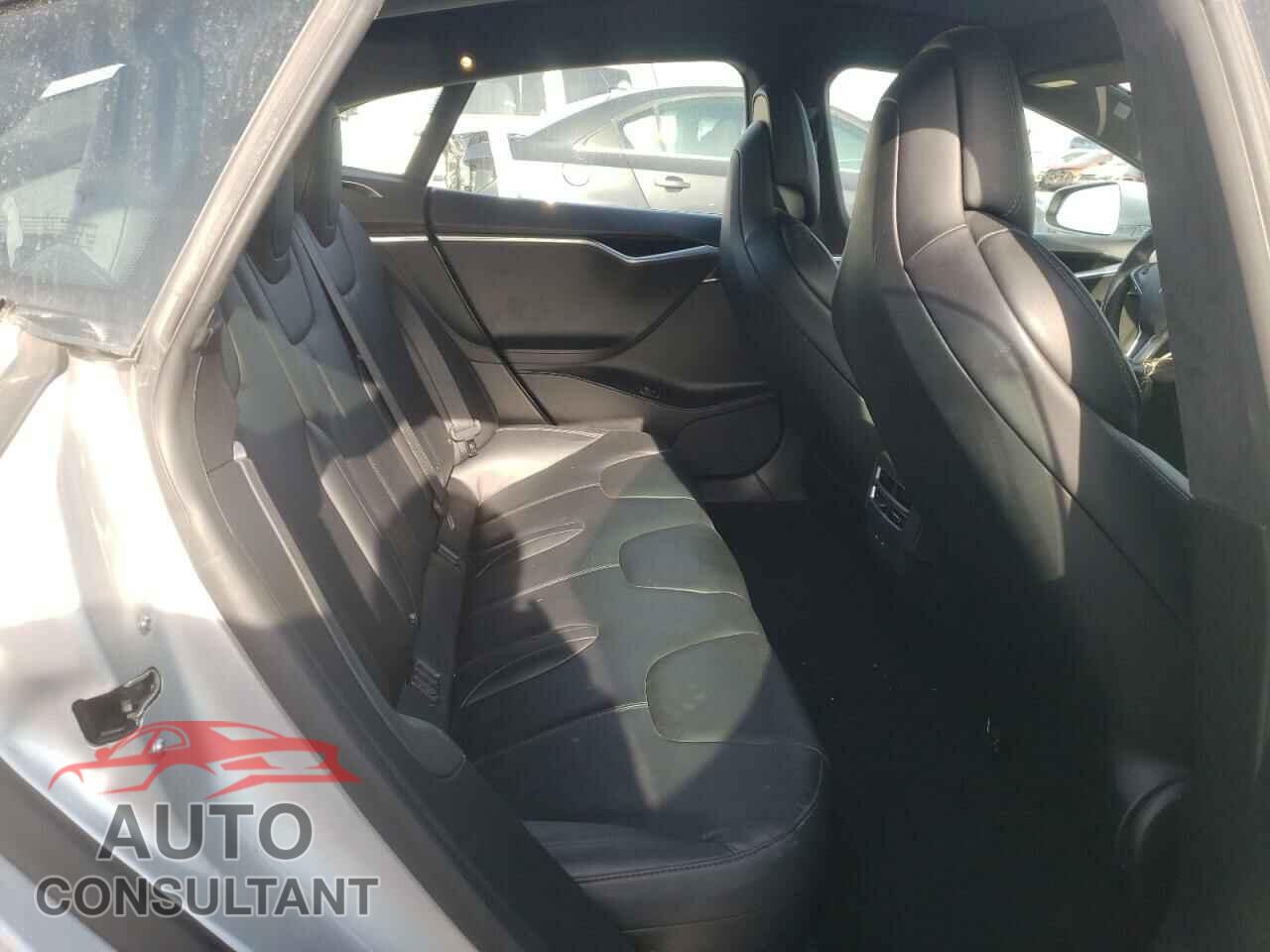 TESLA MODEL S 2017 - 5YJSA1E12HF202669