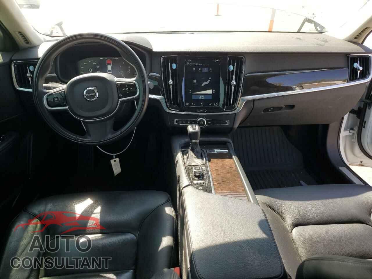 VOLVO S90 2018 - LVY982MK1JP037535