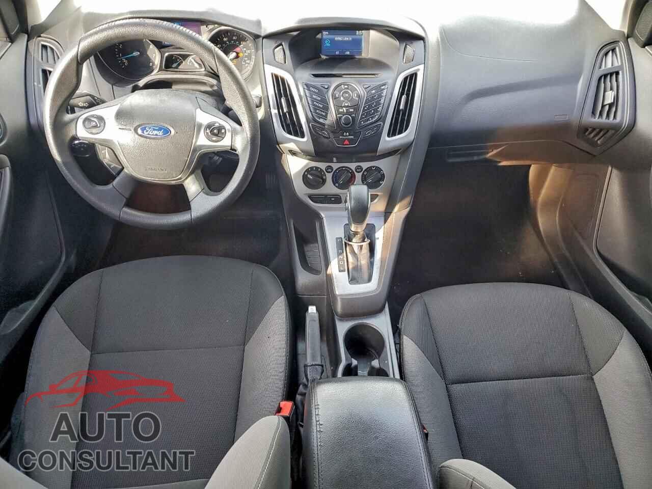 FORD FOCUS 2014 - 1FADP3F28EL457979