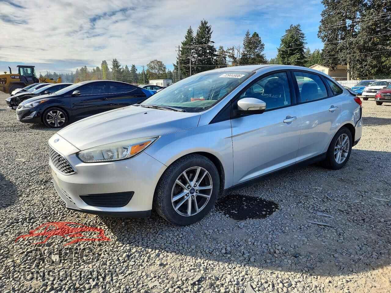 FORD FOCUS 2015 - 1FADP3F20FL241786