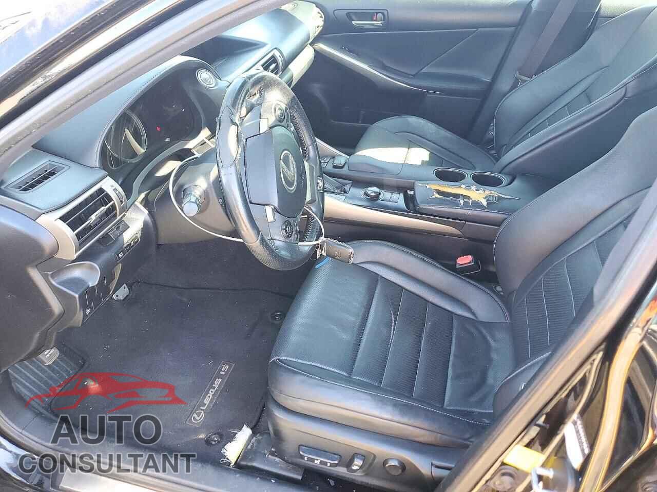 LEXUS IS 2014 - JTHBF1D27E5036527