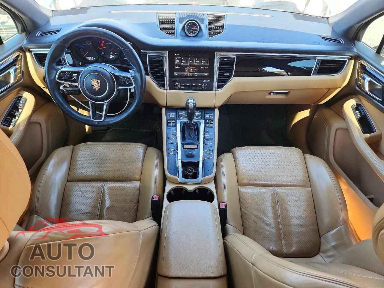 PORSCHE MACAN 2017 - WP1AA2A53HLB03817