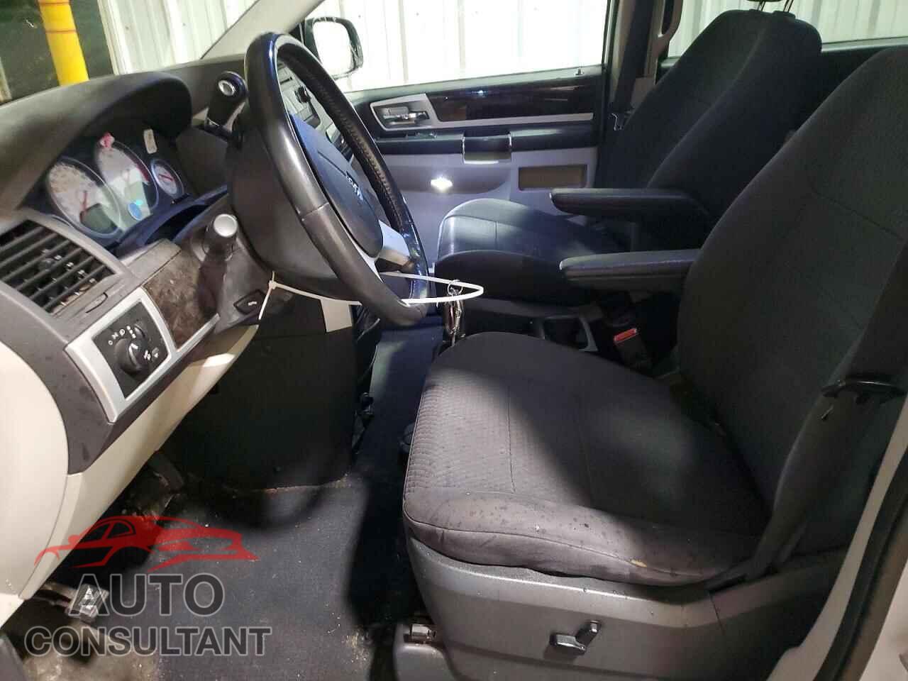 DODGE CARAVAN 2010 - 2D4RN5D10AR496792